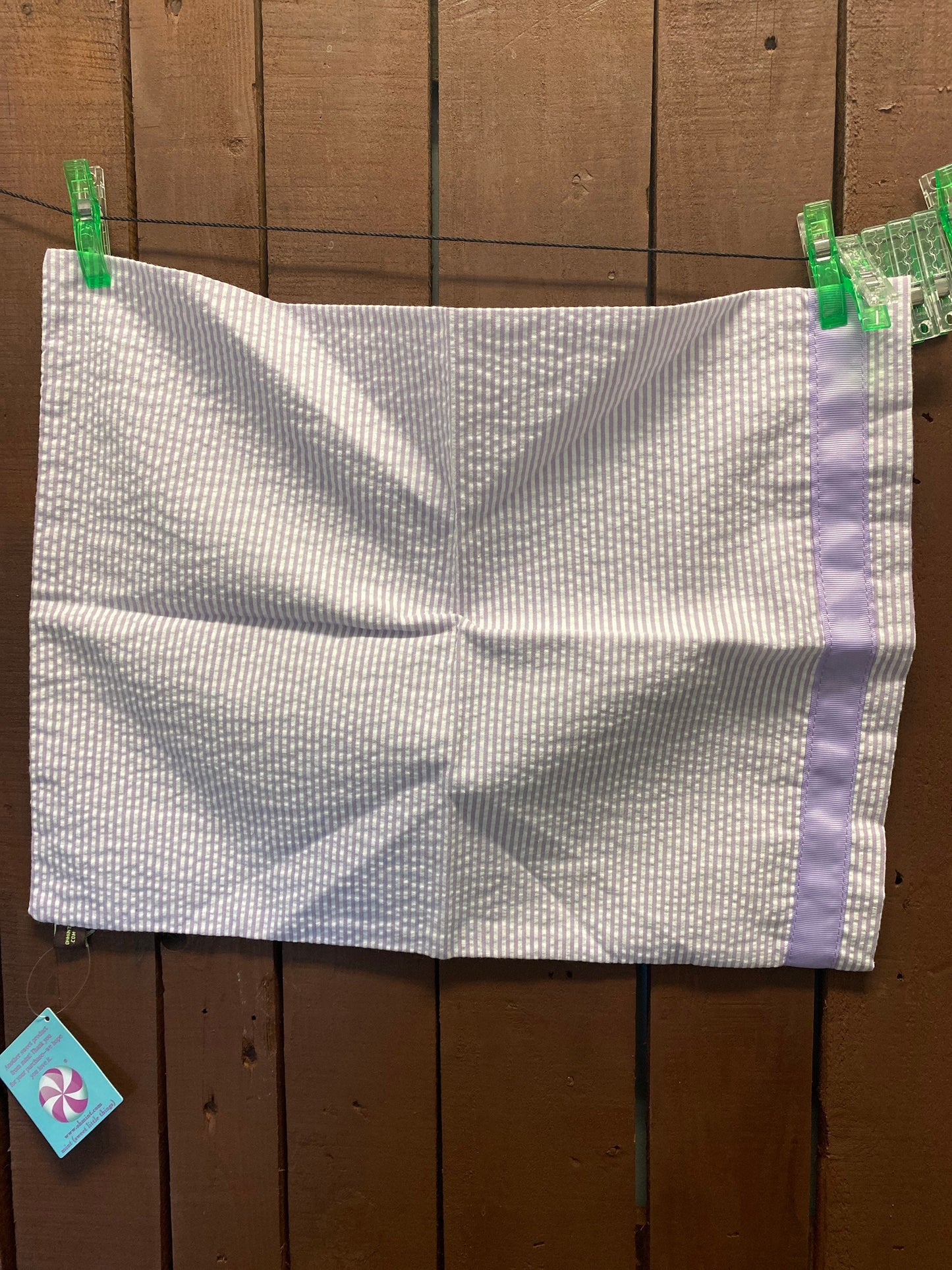 Travel Pillow with Seersucker Pillowcase