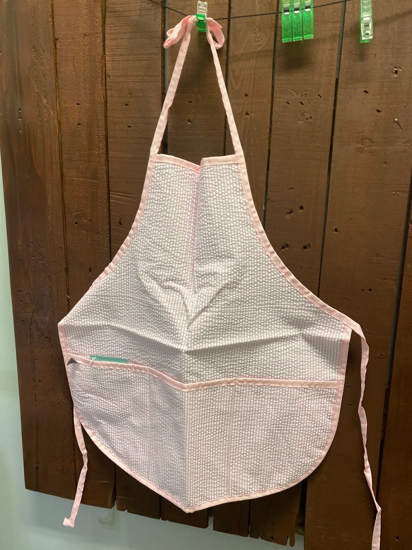 Aprons for cooking or arts/crafts