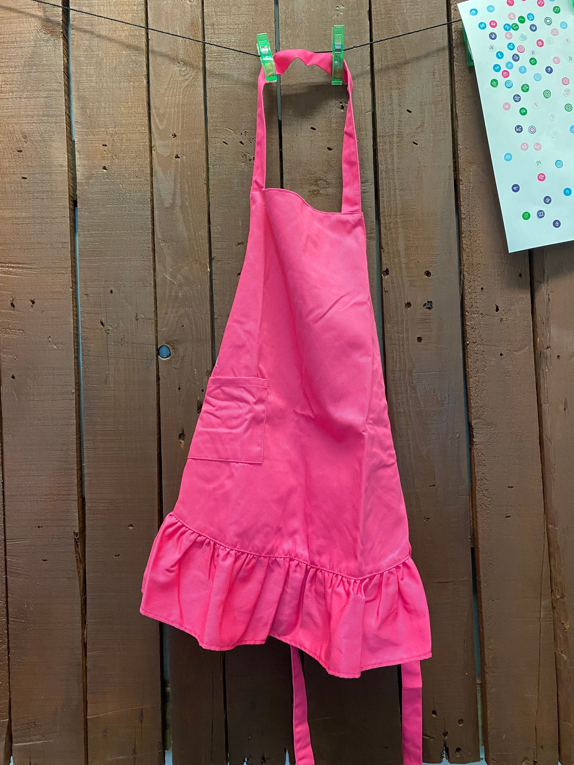 Aprons for cooking or arts/crafts